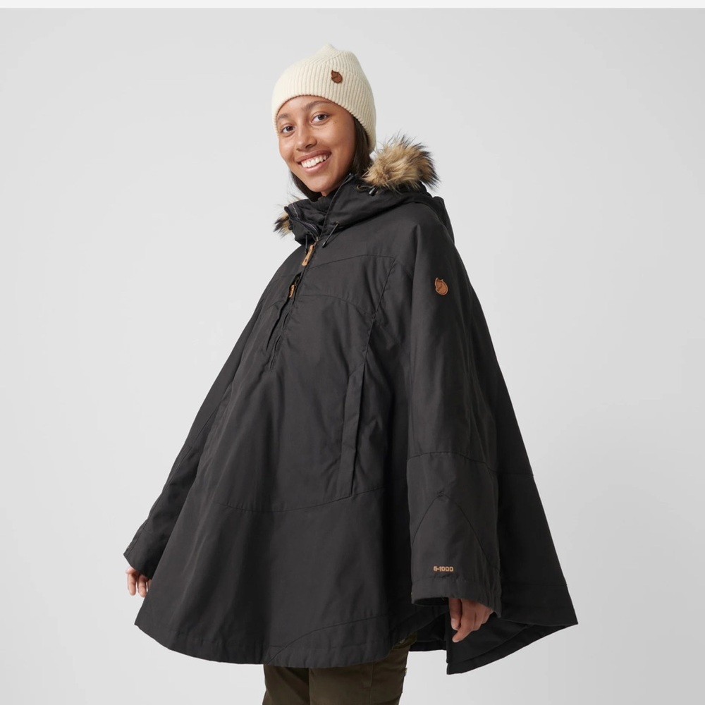 Fjallraven “Luhkka” Women’s Cape with Faux Fur Hood NWOT - Picture 4 of 16